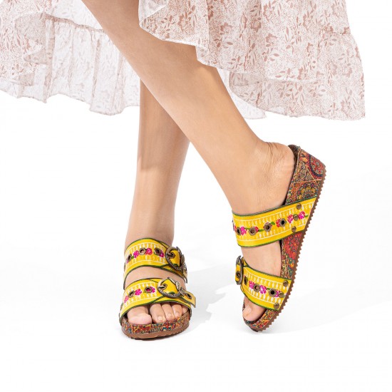 leather Hand Stitched Comfortable Breathable Perforated Buckle Wedge Sandals leather Hand Stitched Comfortable Breathable Perforated Buckle Wedge Sandals