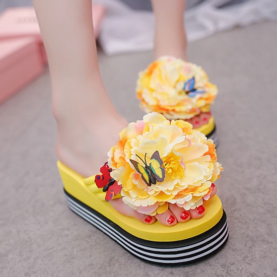 Women Flowers Butterfly Decor Clip Toe Beach Platform Slippers Women Flowers Butterfly Decor Clip Toe Beach Platform Slippers